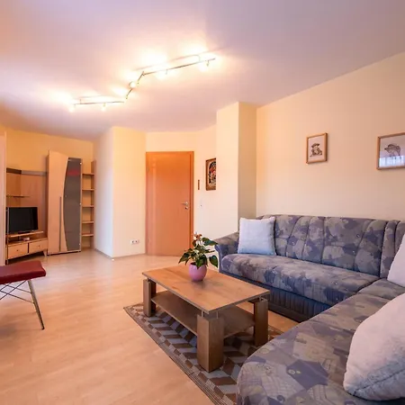 Ingrid I * 알텐막팀퐁와