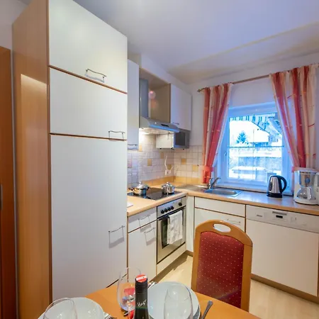 Ingrid I 알텐막팀퐁와